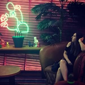 Meet your Posher, Vanessa